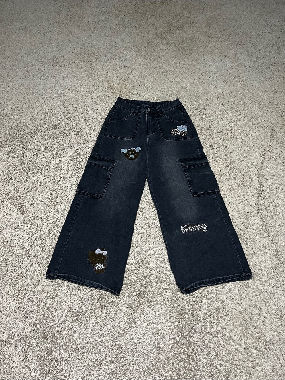 Black Wide-Leg Cargo Jeans with Embroidered Accents